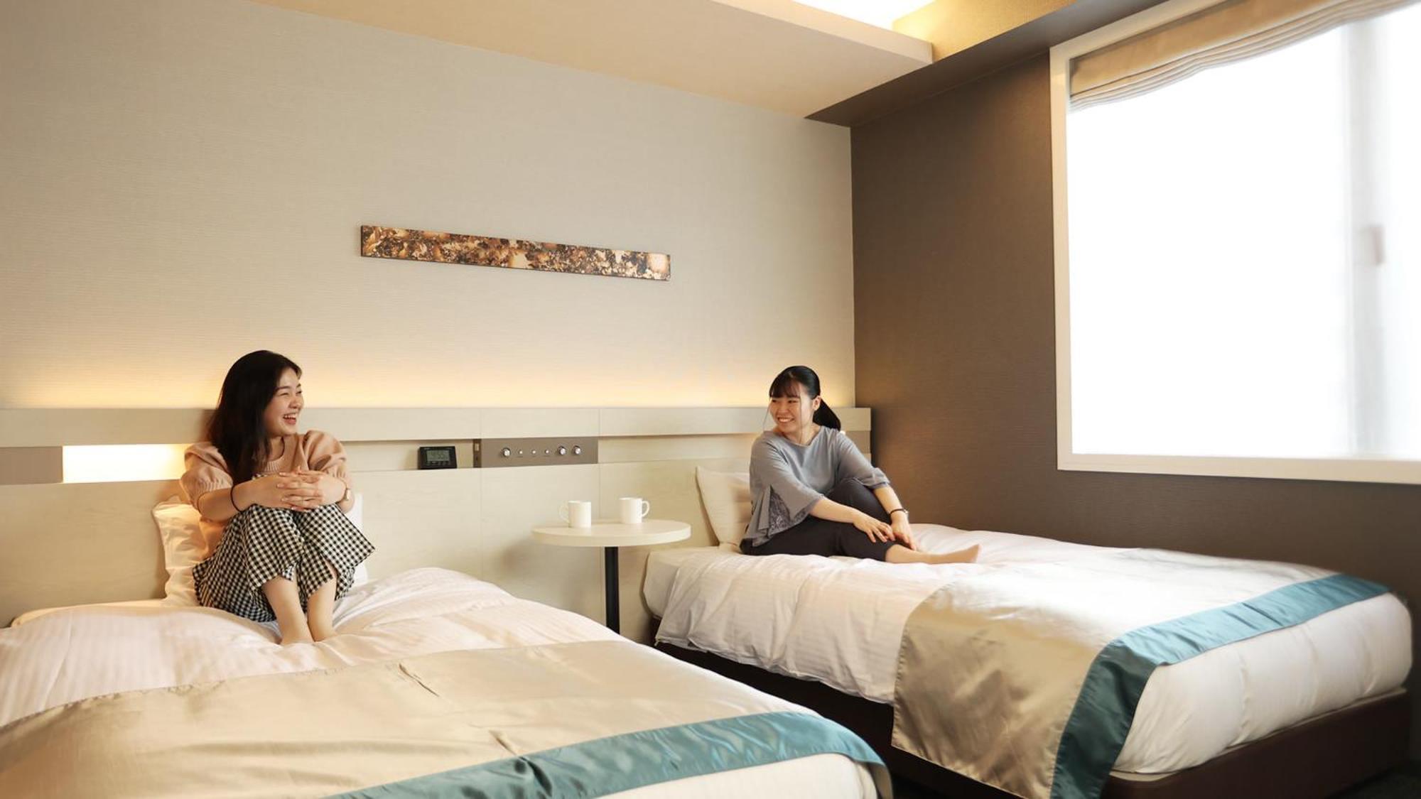 Urban Hotel Kyoto Shijo Premium Exterior photo